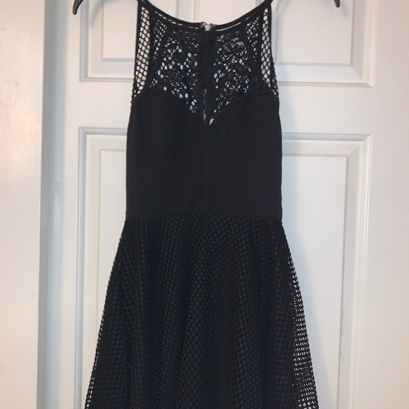 Dress - Picture 3 of 4